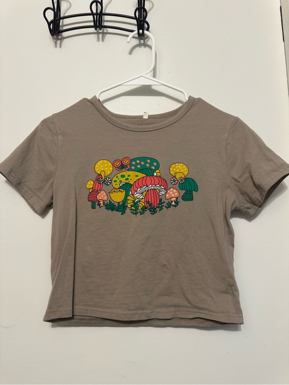 Mushroom Graphic Tee - Taupe
